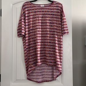 Oversized tunic tee with colorful burgundy print